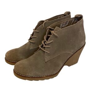 White Mountain 10 Lambert Suede Ankle Boots Wedge Taupe Women’s Booties